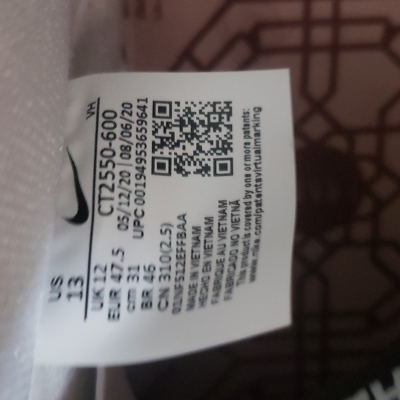 Nike SB Dunk Low Habibi Mens - Picture 2 of 9